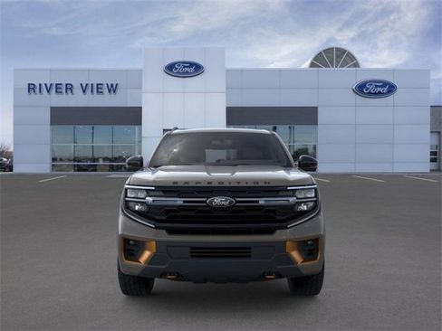 New 2026 Ford Expedition Tremor image 6