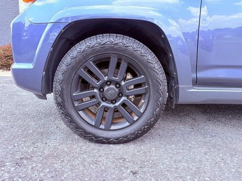 Used 2013 Toyota 4Runner Limited RWD image 8