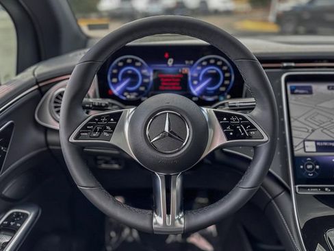 New 2026 Mercedes-Benz EQE 320 4MATIC SUV image 25