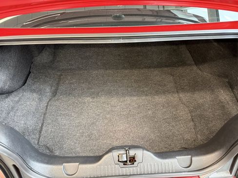 Used 2010 Ford Mustang GT Premium image 19