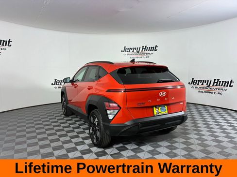 Used 2025 Hyundai Kona SEL image 8