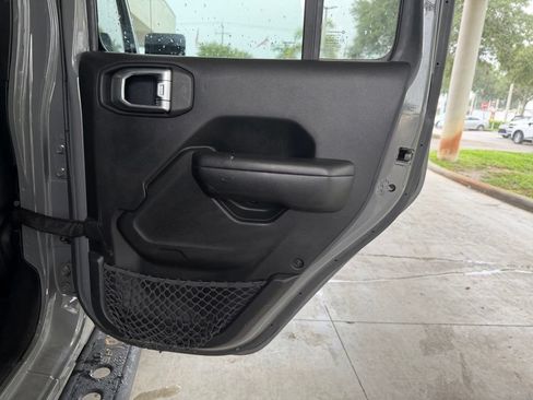 Used 2019 Jeep Wrangler Unlimited Sport S AWD/4WD image 29