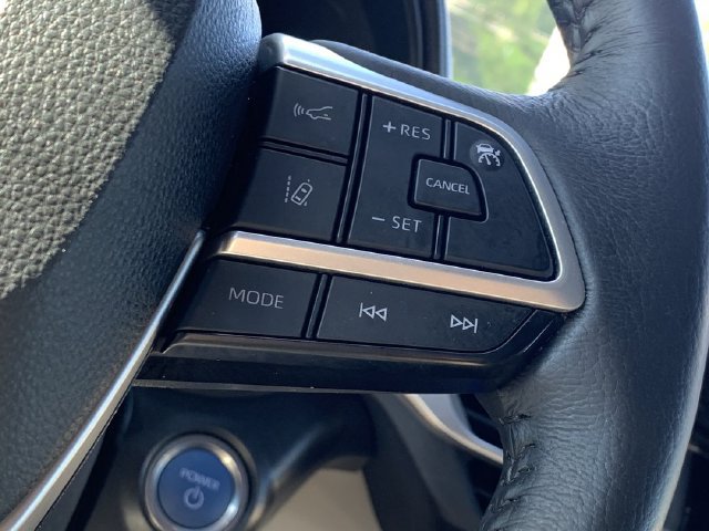 Certified 2024 Toyota Sienna XLE FWD image 23