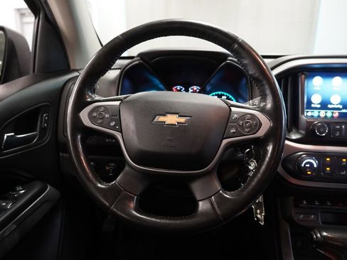 Used 2019 Chevrolet Colorado ZR2 w/ ZR2 Midnight Special Edition AWD/4WD image 16