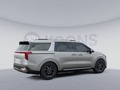 New 2026 Kia Carnival SX image 8