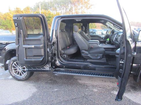 Used 2018 Ford F150 XLT w/ Equipment Group 301A Mid image 19