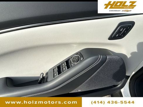 Used 2024 Ford Mustang Mach-E Premium image 25