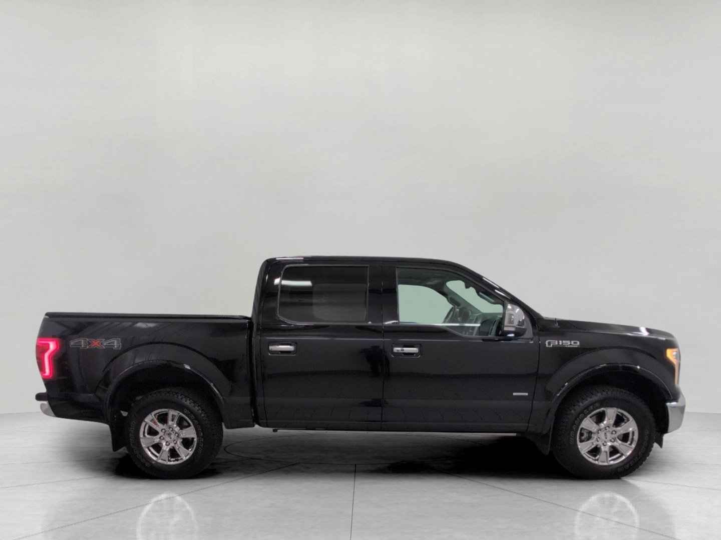 Certified 2017 Ford F150 Lariat w/ Equipment Group 502A Luxury AWD/4WD image 12