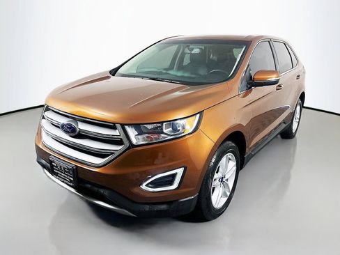 Used 2017 Ford Edge SEL w/ Equipment Group 201A FWD image 3