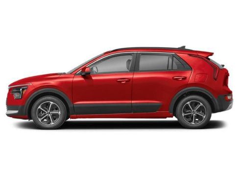 Used 2025 Kia Niro LX FWD image 3