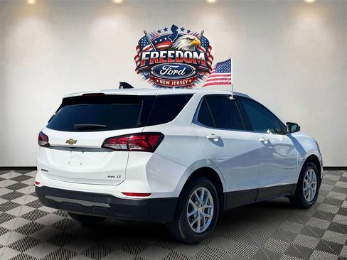 Used 2024 Chevrolet Equinox LT image 4
