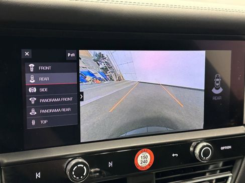 Certified 2026 Porsche Macan image 30