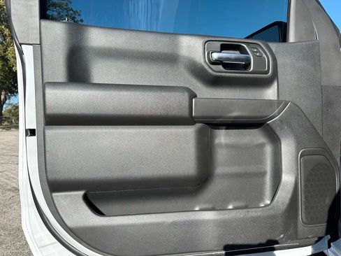 New 2026 Chevrolet Silverado 1500 W/T image 38