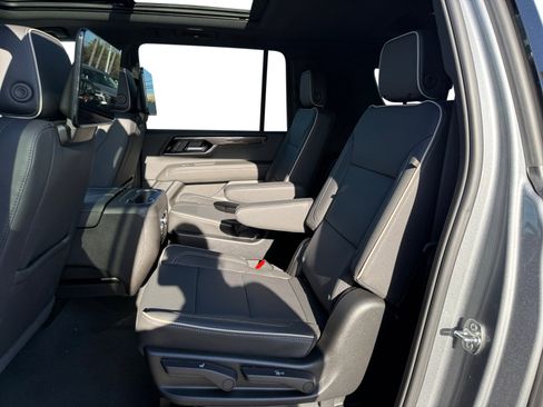 New 2026 GMC Yukon XL Elevation w/ Elevation Premium Package image 16