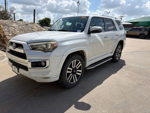 Used 2016 Toyota 4Runner Limited image 1