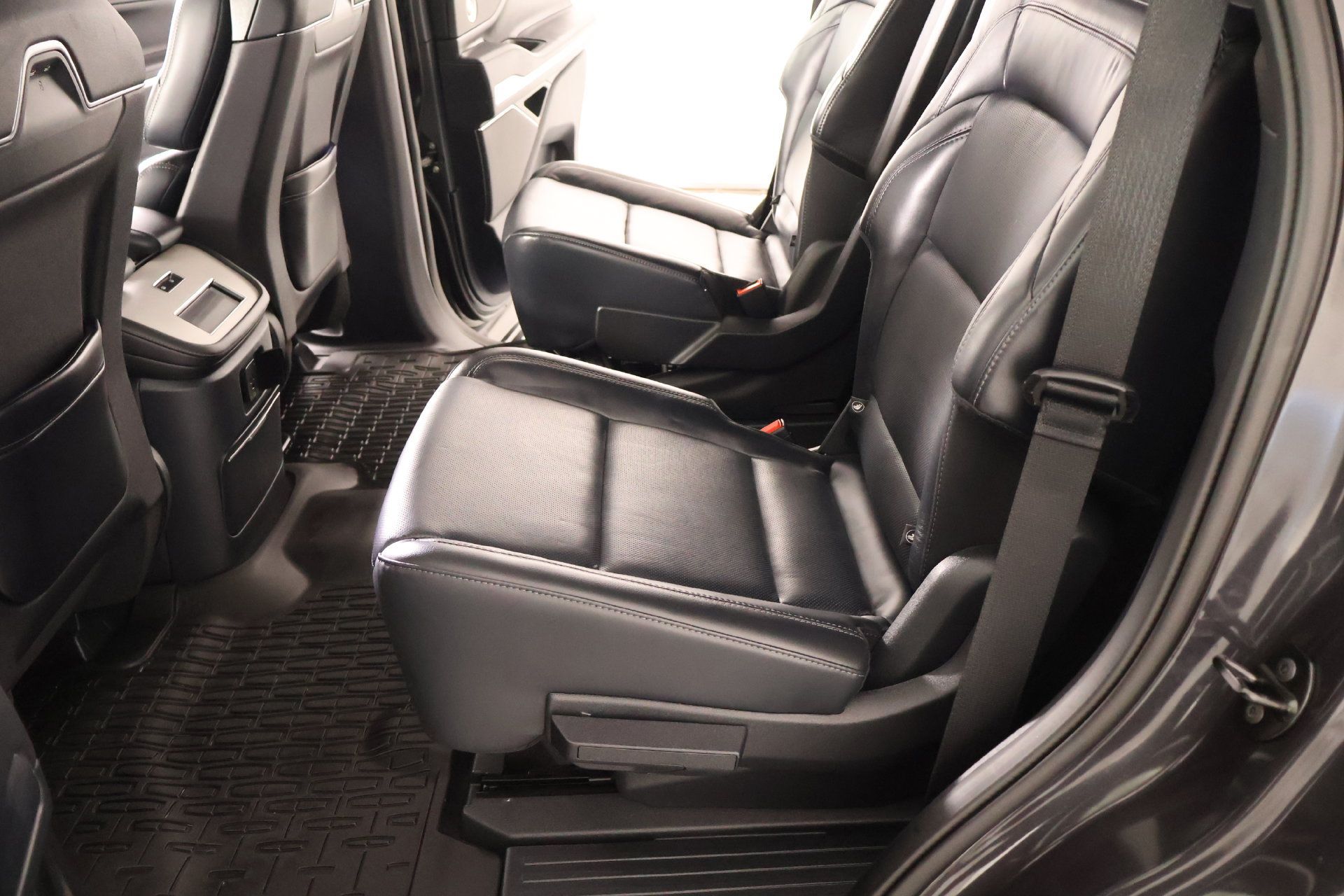Certified 2025 Lincoln Navigator Reserve w/ Jet Appearance Package AWD/4WD image 14