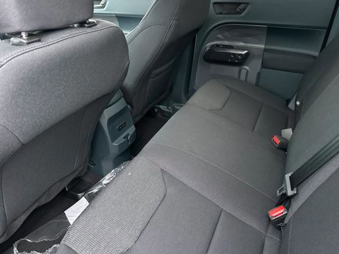 New 2026 Ford Maverick XL image 11