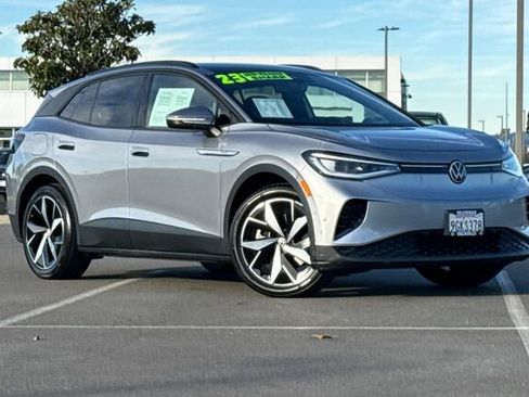 Certified 2023 Volkswagen ID.4 Pro S image 2