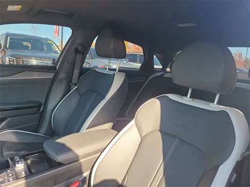 Used 2025 Kia K5 GT-Line image 16
