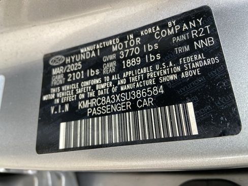 Used 2025 Hyundai Venue SEL FWD image 33