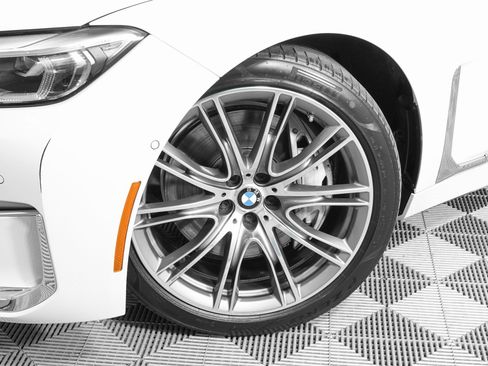 Used 2022 BMW 750i xDrive 750i xDrive image 32