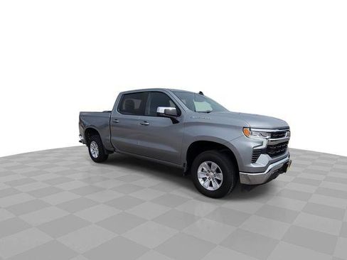 Used 2025 Chevrolet Silverado 1500 LT AWD/4WD image 2