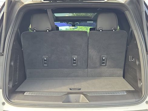 Used 2021 Chevrolet Tahoe High Country RWD image 14