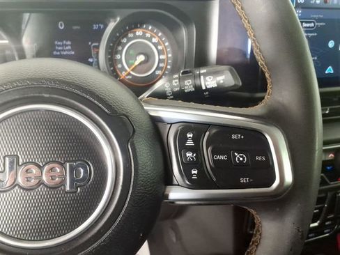 Used 2024 Jeep Wrangler Sahara w/ Dual Top Group image 17