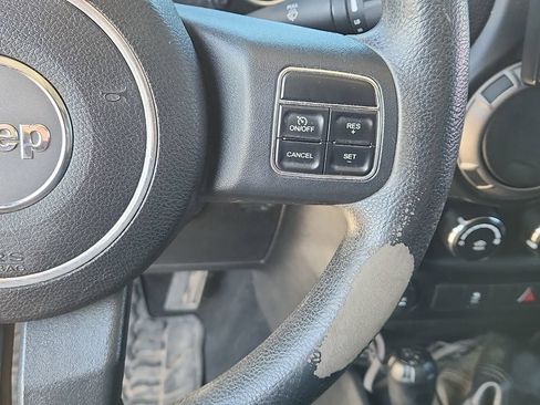 Used 2014 Jeep Wrangler Sport AWD/4WD image 15
