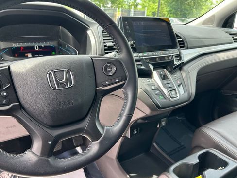 Used 2023 Honda Odyssey EX-L image 11