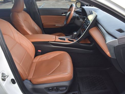 Used 2020 Toyota Avalon Limited w/ Advanced Safety Package FWD image 57