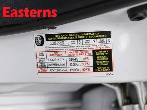 Used 2024 Nissan Versa SV FWD image 33
