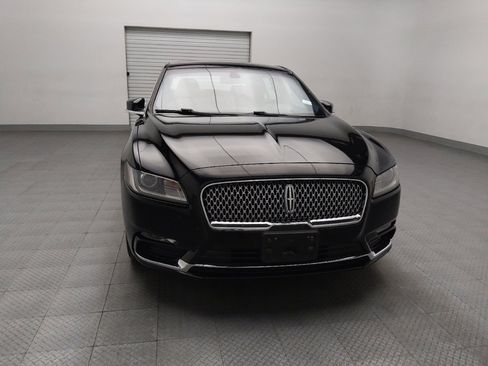 Used 2017 Lincoln Continental Select image 14