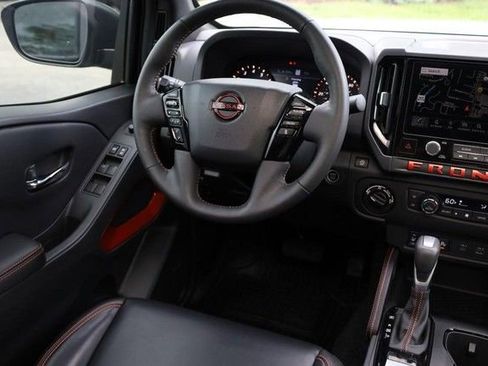 Certified 2025 Nissan Frontier PRO-4X w/ Pro Premium Package AWD/4WD image 25