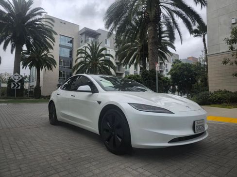 Used 2025 Tesla Model 3 Long Range RWD image 11