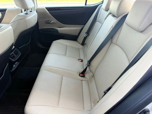 Used 2021 Lexus ES 250 w/ Premium Package AWD/4WD image 15