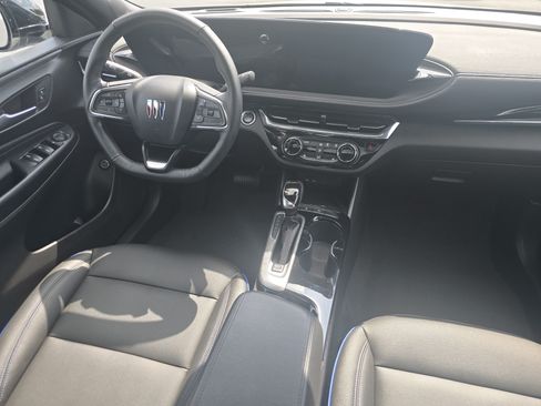 Used 2025 Buick Envista Sport Touring w/ Convenience I Package FWD image 20