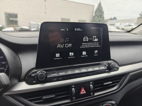 Used 2019 Kia Forte LXS image 12