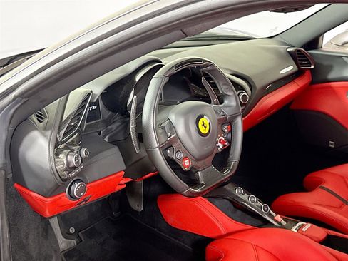 Used 2018 Ferrari 488 GTB image 16
