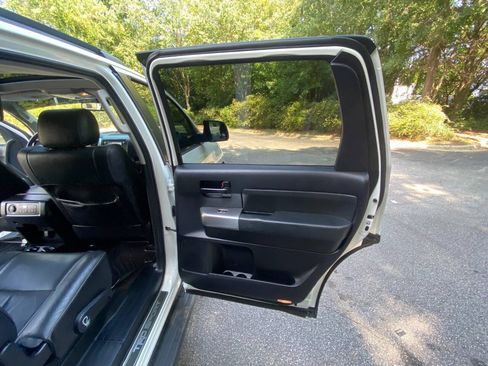 Used 2018 Toyota Sequoia TRD Sport RWD image 48