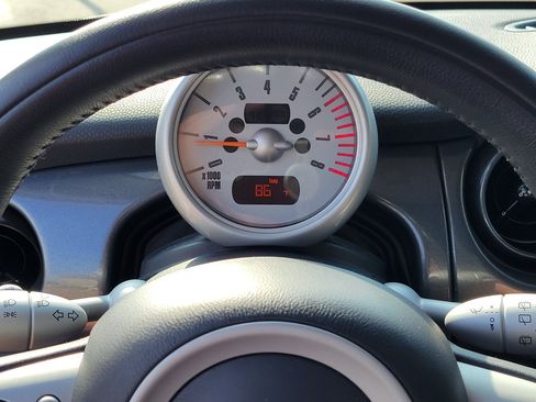 Used 2006 MINI Cooper Hardtop FWD image 19