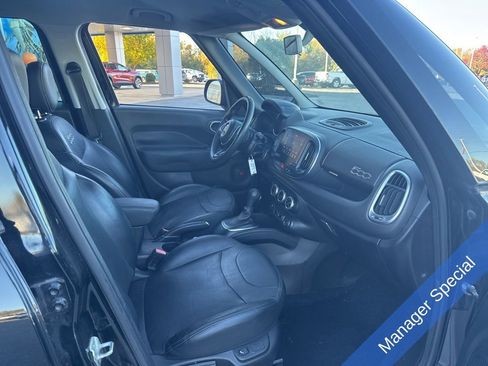 Used 2018 FIAT 500L Trekking image 22