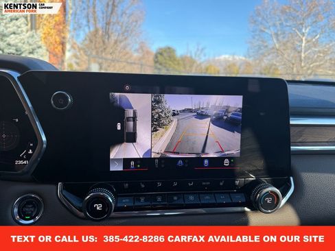 Used 2023 GMC Canyon Denali image 28