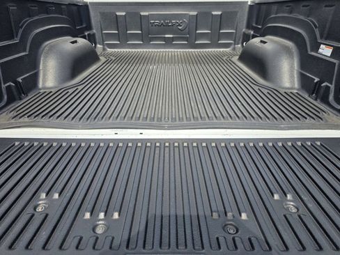 Used 2024 RAM 2500 Big Horn image 22