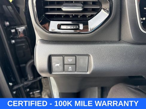 Certified 2025 Honda Pilot Black Edition image 20