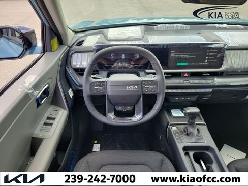 New 2027 Kia Seltos S AWD/4WD image 16