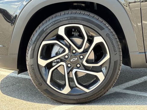 New 2026 Chevrolet Trax RS w/ Driver Confidence Package FWD image 24
