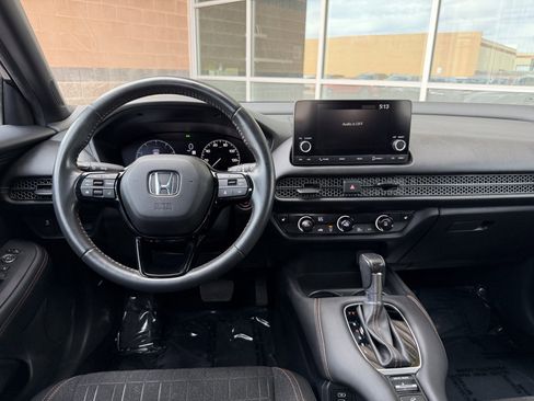 Used 2024 Honda HR-V Sport image 15