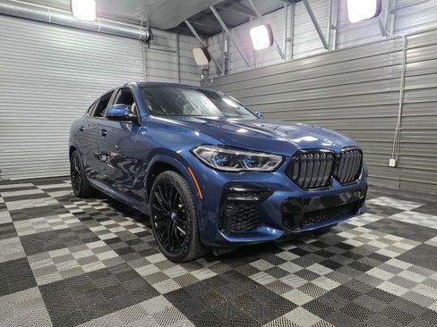 Used 2023 BMW X6 xDrive40i w/ Executive Package image 4