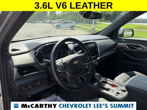 Used 2023 Chevrolet Traverse LT FWD image 48